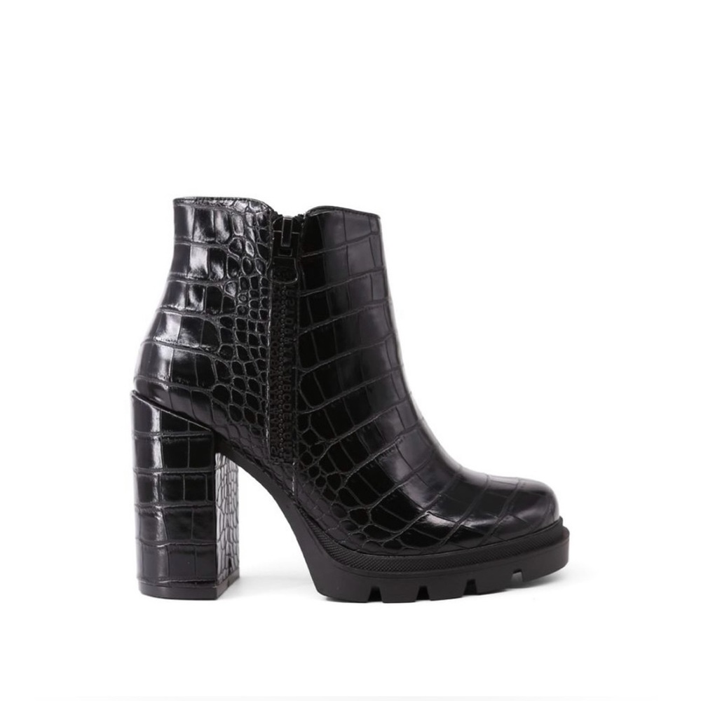 Shu Shop Yetzali Boot | Size 7.5